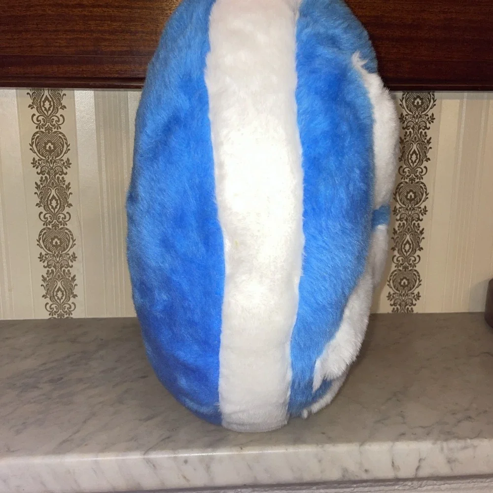 Eclectic 1960 Vintage Circular Pillow Blue White 2D Cat Marble Like Eyes Kitschy